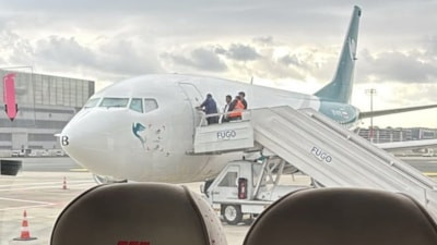 İranlı havayolu şirketinin uçağı İstanbul Havalimanı'nda haczedildi