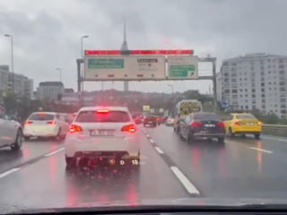 İstanbul'da sabah trafiği yeniden yükseldi: Yoğunluk yüzde 76'ya çıktı