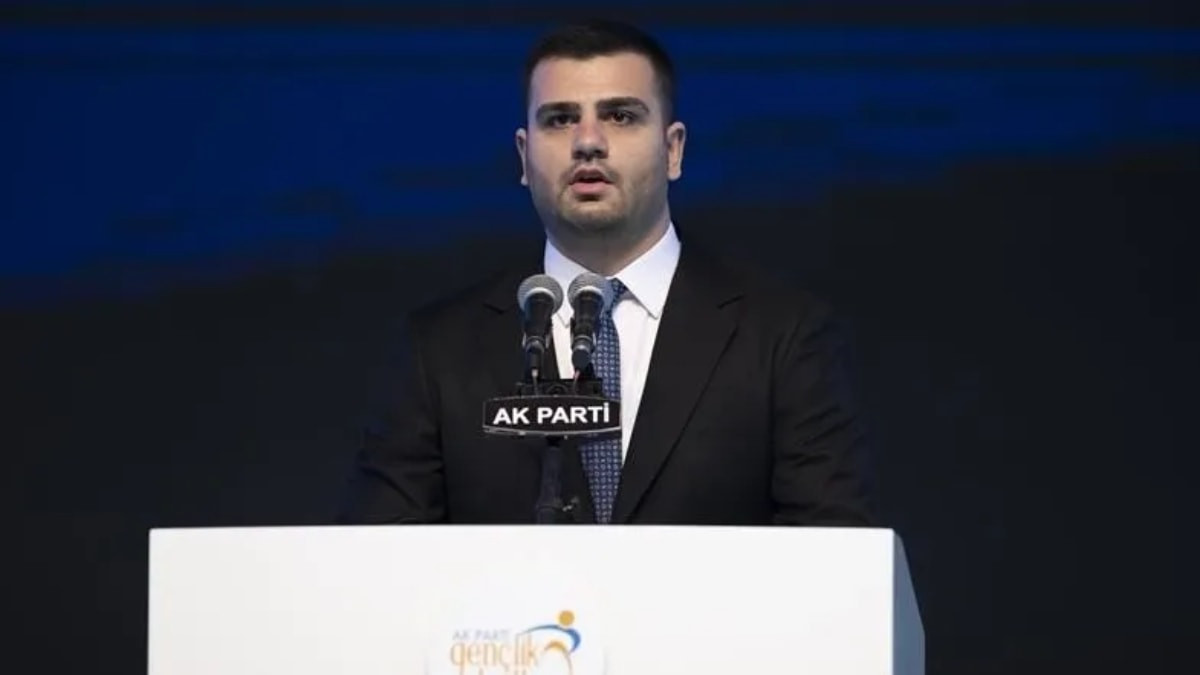 Eyyüp Kadir İnan'dan Özgür Özel'e: Sen asil duruşlardan anlamazsın