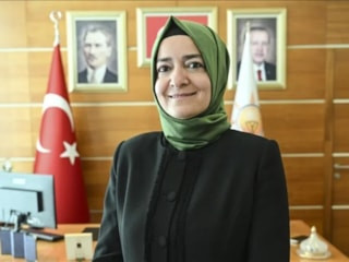Fatma Betül Sayan Kaya ile eşi İlyas Kaya, 2,2 milyar lirayı iade etti iddiası