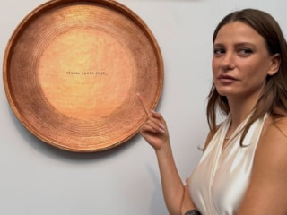 Serenay Sarıkaya'nın elbisesinin fiyatı ortaya çıktı