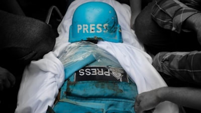 İsrail, Gazze'de bir Filistinli gazeteciyi daha katletti