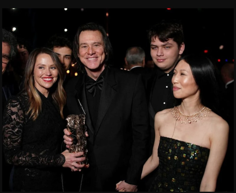Jim Carrey ve Min Ah Los Angeles'ta Resmi Evlilik Töreniyle Yuvada Buluştu
