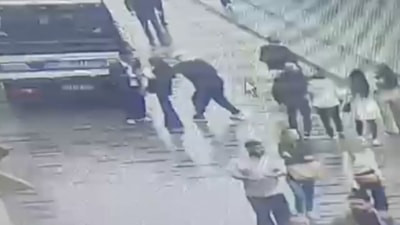İstanbul'da cep telefonunu çalıp kaçan hırsız, suçüstü yakalandı