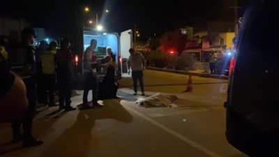 Mersin'de otomobilin çarptığı yaya can verdi
