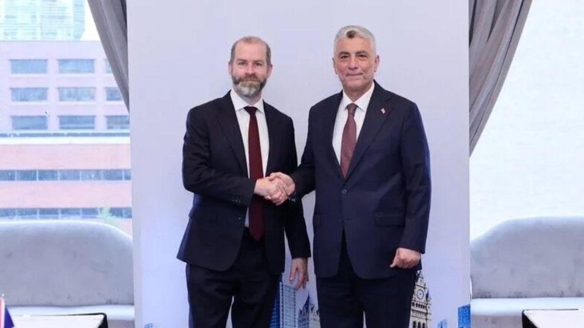 Ticaret Bakanı Ömer Bolat, İngiliz mevkidaşı ile görüştü