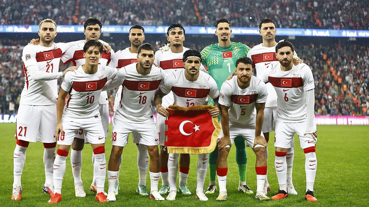 Belçika - Türkiye: Muhtemel 11'ler