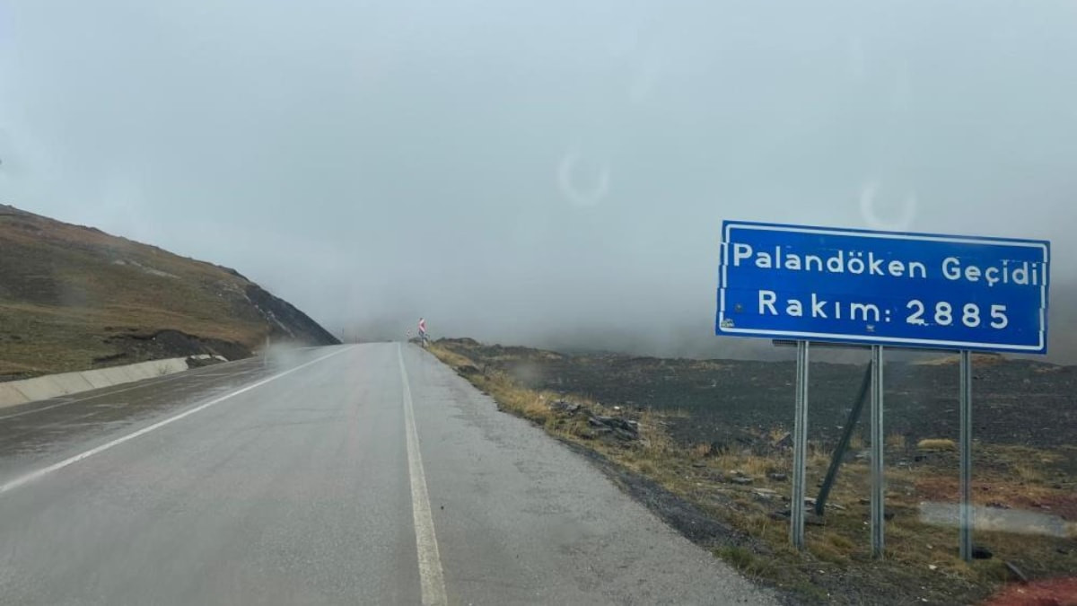Erzurum'un yüksek kesimlerinde kar ve yoğun sis etkili oluyor