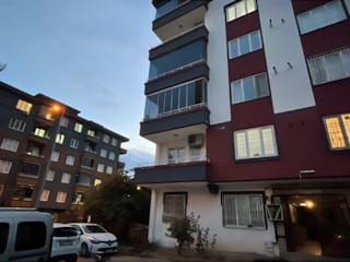 Gaziantep'te anne, baba ve oğulları pencereden düştü: 1 ölü 2 yaralı