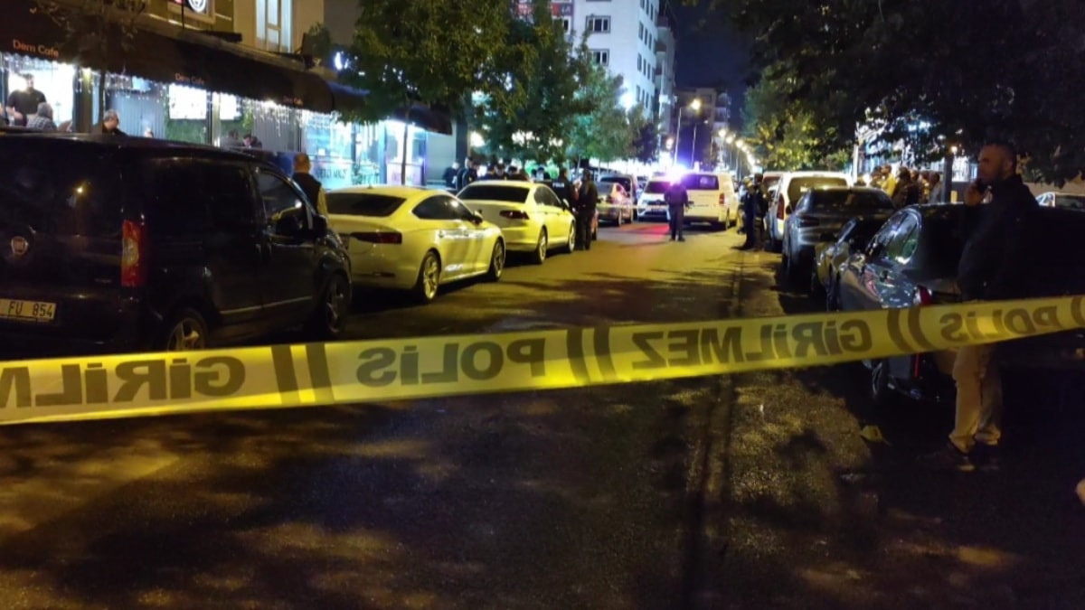 Batman'da kar maskeli 2 kişi iş yerine ateş açıp kaçtı