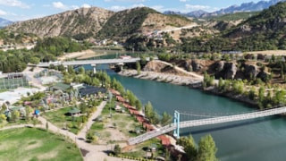Munzur Vadisi, sonbaharda sessizliğe büründü