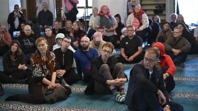 Almanya'da camilerin kapıları gayrimüslim ziyaretçilere açıldı