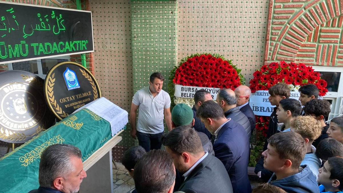 İstanbul'da 13 yaşındaki şampiyon güreşçi toprağa verildi