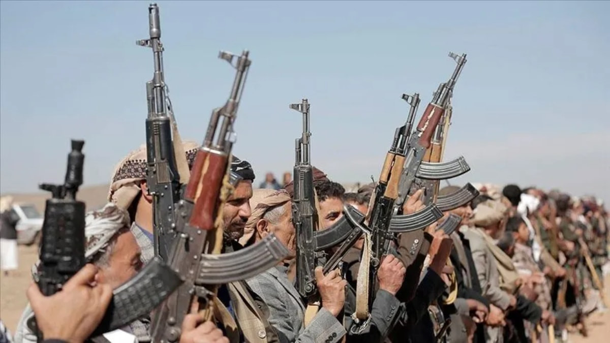 Husilerden hava yolu şirketlerine Suudi Arabistan hava sahası 'uyarı'sı: Güvenli olmayacak