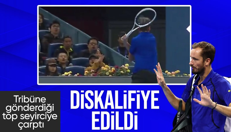 Tribüne gönderdiği top seyirciye çarptı! Daniil Medvedev, diskalifiye edildi