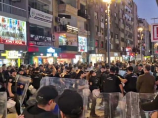 İzmir sokaklarında vandalizme geçit yok: Polis ekipleri müdahale etti