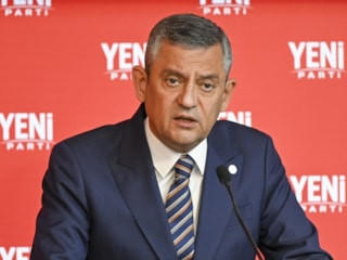 Yeni Parti İzmir İl Başkanı Çağatay Güç: Cumhurbaşkanı adayımız Özgür Özel
