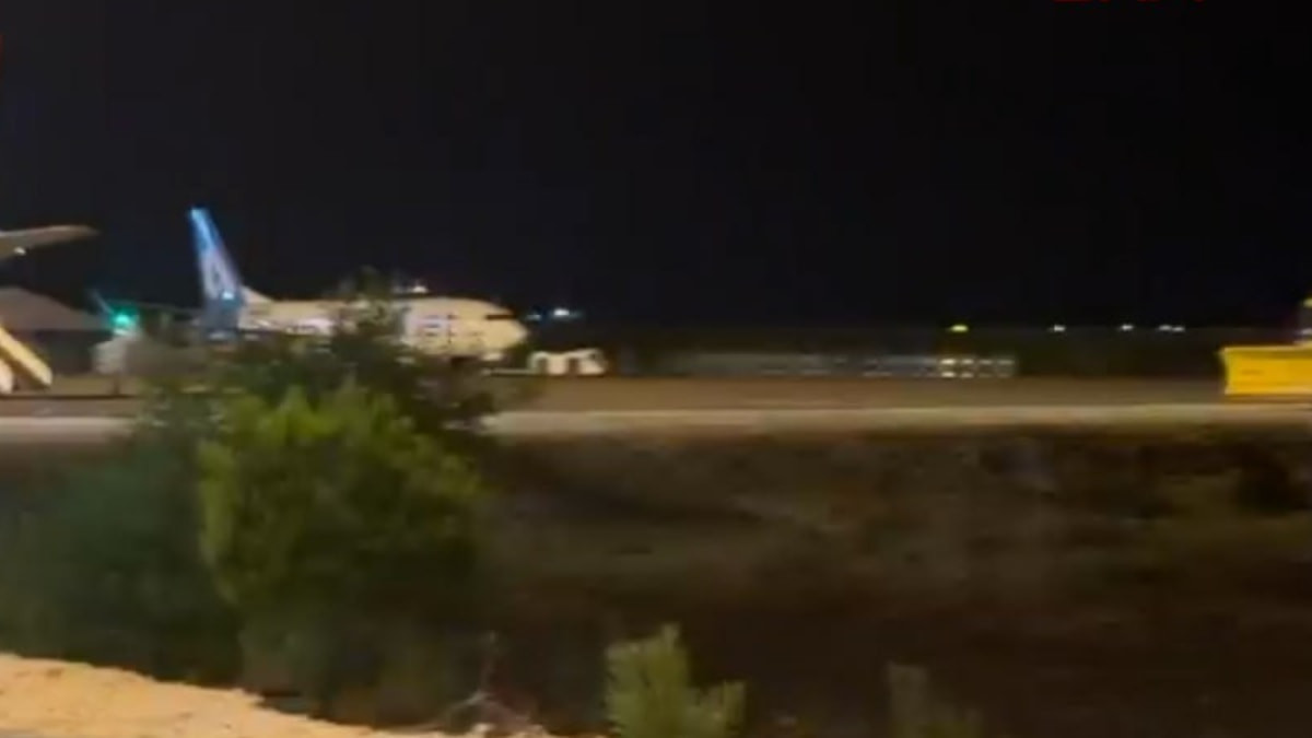 Ankara-Şanlıurfa uçağı bomba ihbarı nedeniyle tahliye edildi