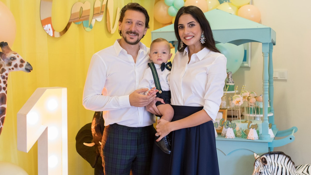 Beyza Şekerci ve Engin Hepileri’in mutlu günü! Oğulları 8 yaşına girdi