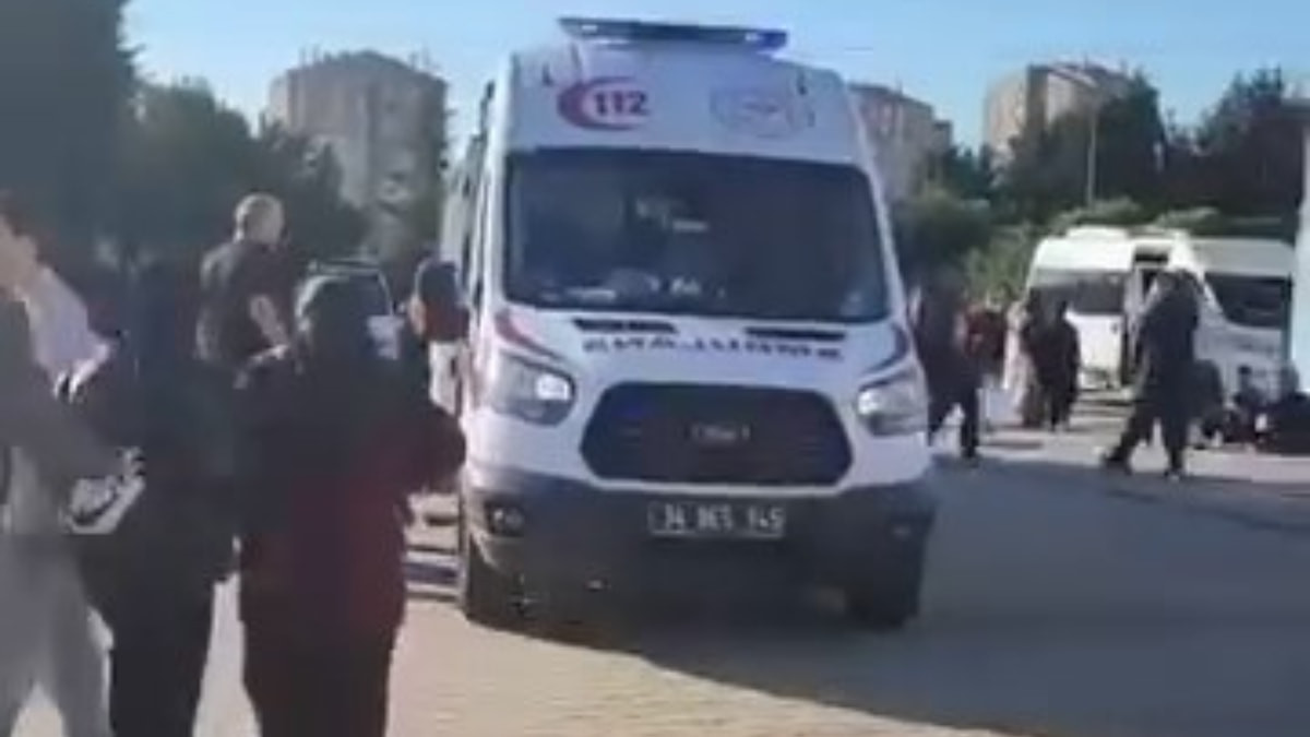 İstanbul'da lise genç kızdan bıçaklı saldırı