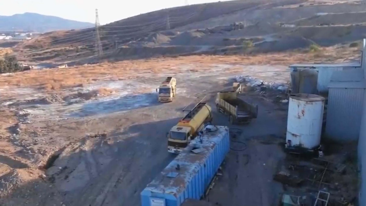 İzmir'de 10,1 ton kaçak akaryakıt ele geçirildi