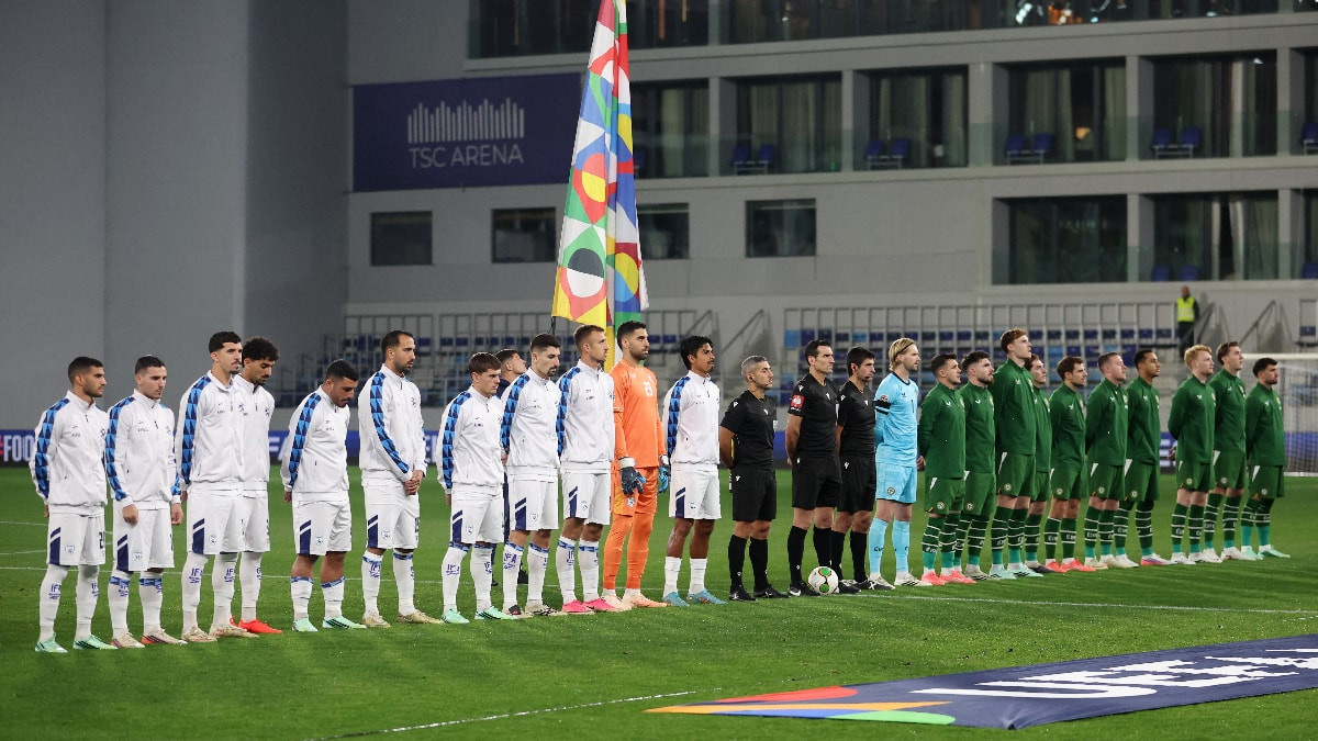 UEFA, İsrailli oyuncunun İrlandalı antrenöre tükürmesine yönelik suçlamayı soruşturuyor