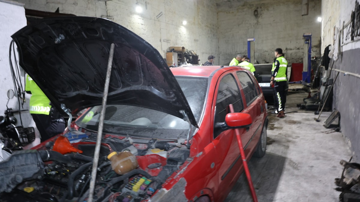 Nevşehir'de drift yapıp ceza yedi: Ödememek için aracını parçaladı