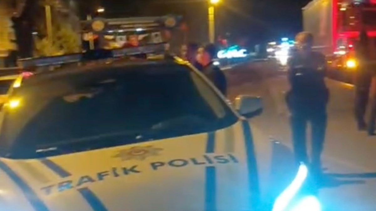 Balıkesir'de tırın altında kaldı: 16 yaşındaki motosikletli öldü