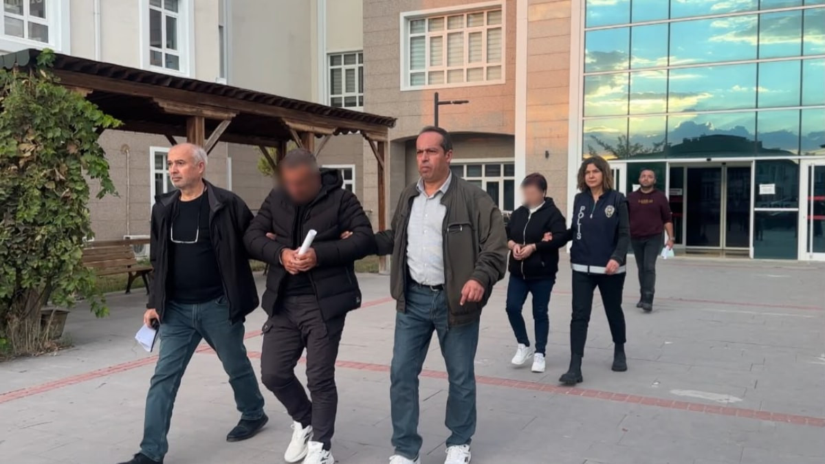 Burdur'da yaşlı adamı darbeden şahıslar zorla boş senet imzalattı