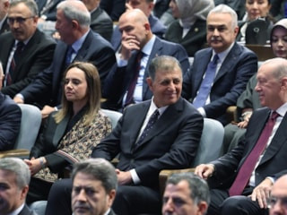 Cemil Tugay: İzmir'i ayağa kaldırmak için yola çıkıyoruz