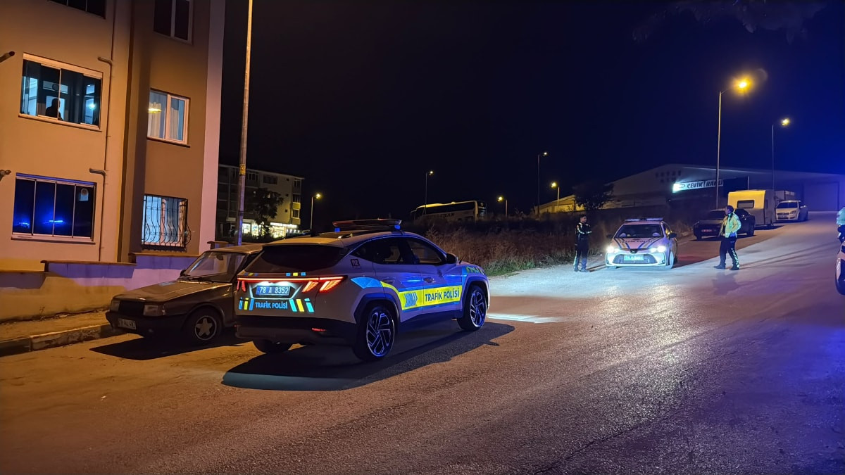 Karabük'te polisin 'dur' ihtarına uymayan alkollü sürücüye 343 bin lira ceza