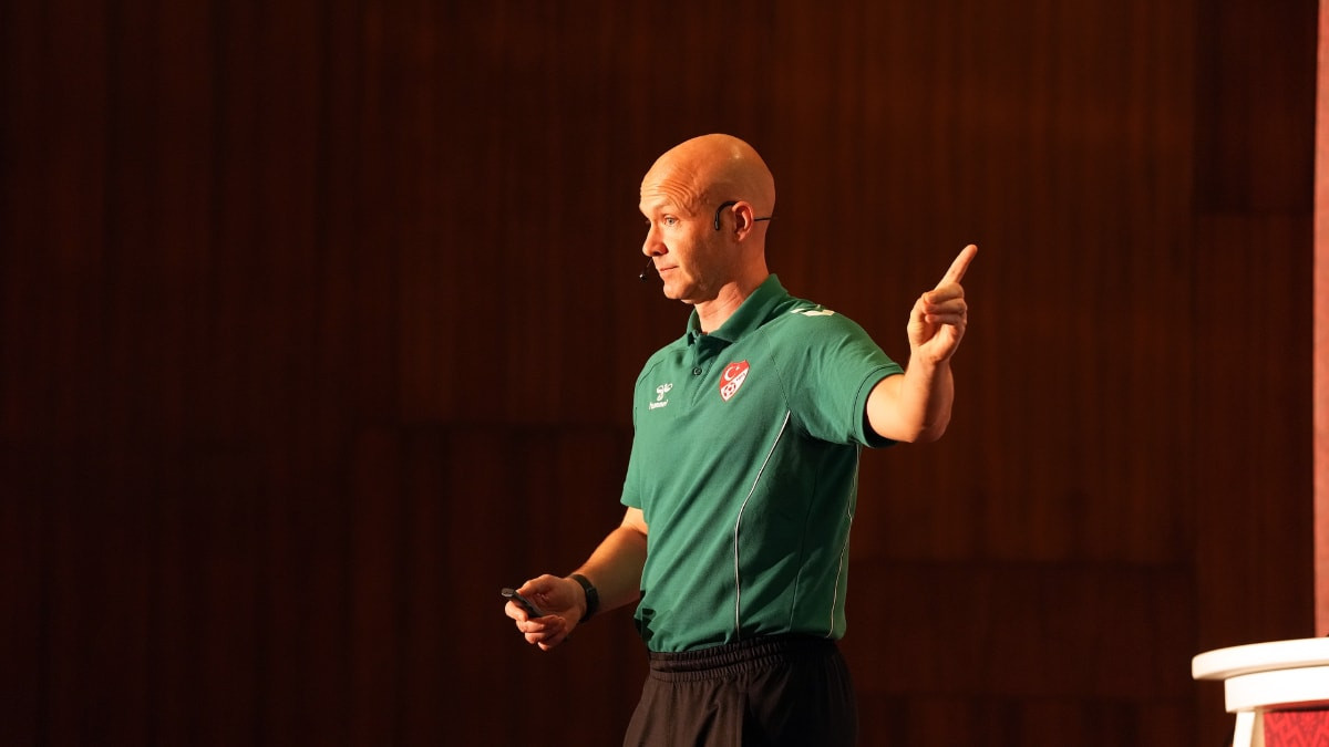 Hakem atamalarını Anthony Taylor gerçekleştirecek