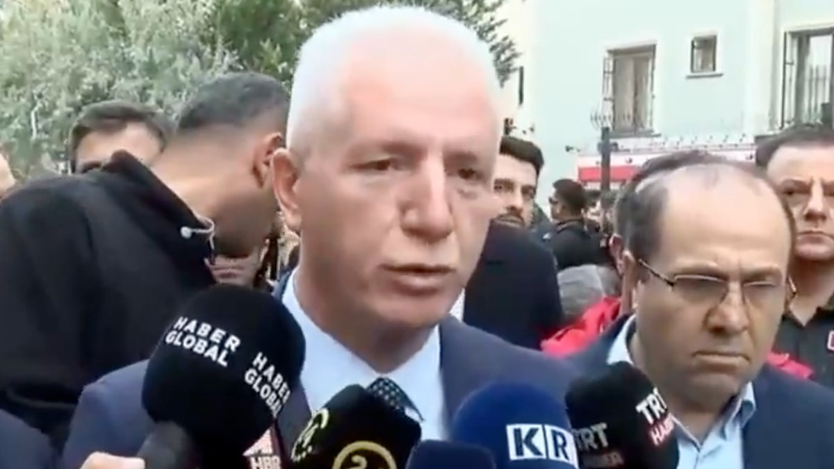 İstanbul'da 7 katlı bina çöktü: Vali Gül'den ilk açıklamalar