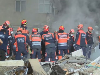 İstanbul Maltepe'de 7 katlı binanın 3 katı çöktü: Ölü sayısı 4'e yükseldi