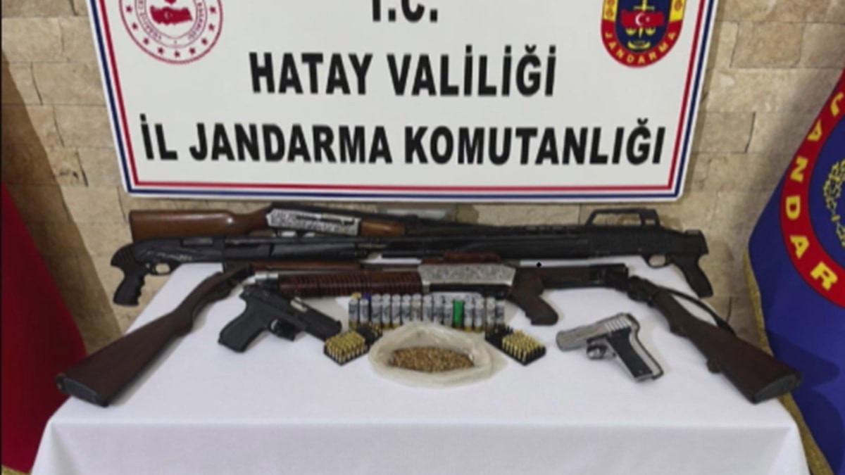 Hatay'da kurusıkı tabancaları satan şahıs yakalandı