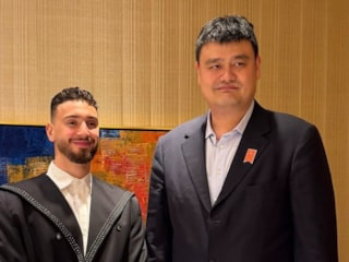 Alperen Şengün, NBA'in Çinli efsanesi Yao Ming'le buluştu