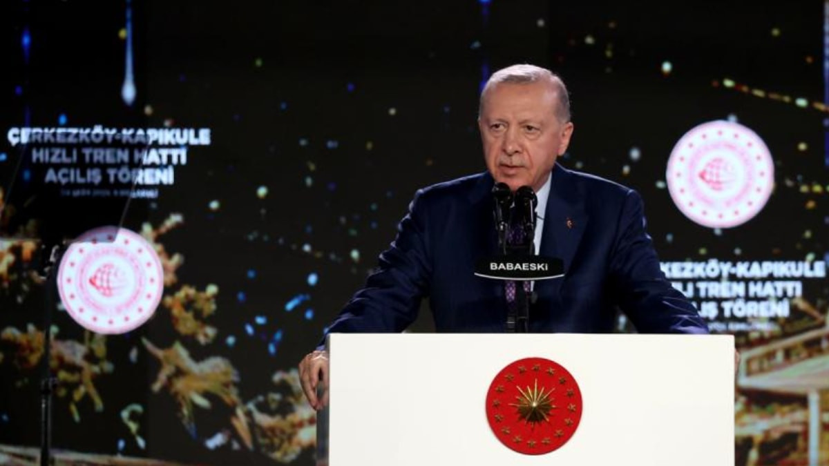 Cumhurbaşkanı Erdoğan: 7 gün 24 saat aşkla çalışıyoruz