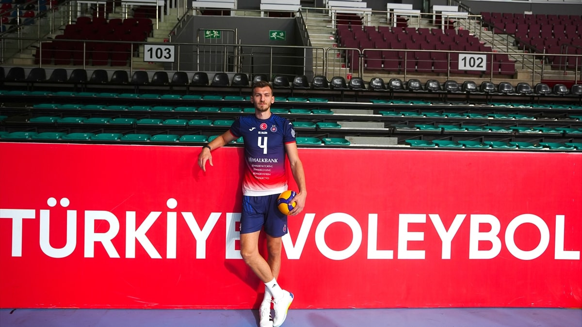 Halkbank'ın milli voleybolcuları, artan rekabete hazır