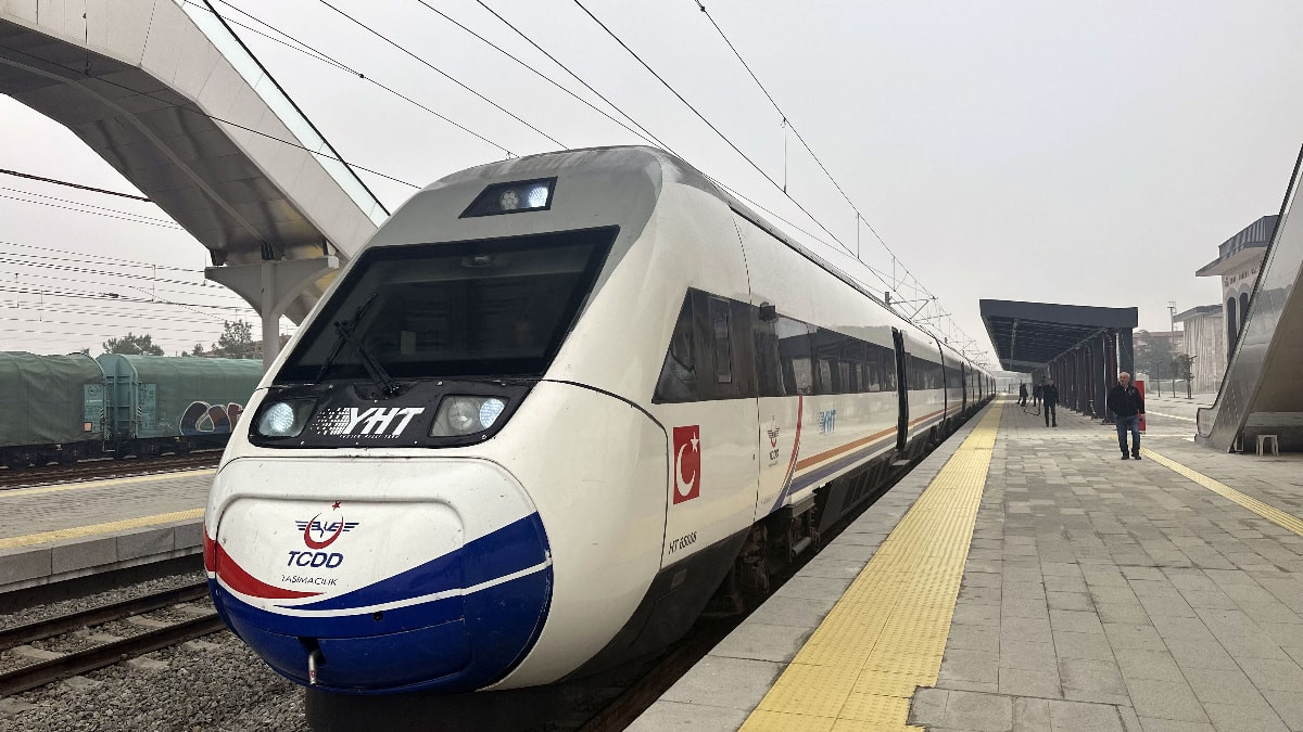 Hızlı tren, Edirne-Çerkezköy arasında ilk seferini yaptı