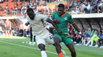 Alanyaspor - Erzurumspor FK maçında gol sesi çıkmadı