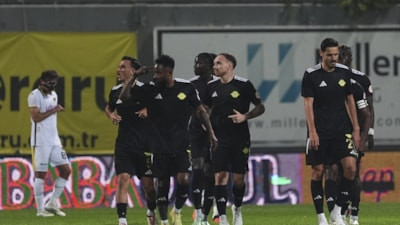 Esenler Erokspor, İstanbulspor'u yendi
