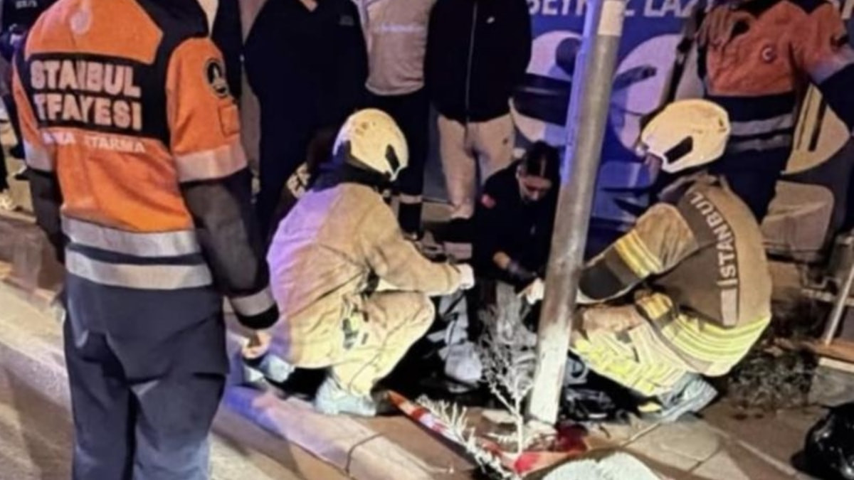 İstanbul Beykoz'da direğe çarpan motosikletin sürücüsü hayatını kaybetti
