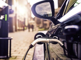 Yabancı elektrikli araçların savunma sanayii tesislerine girişi yasaklandı