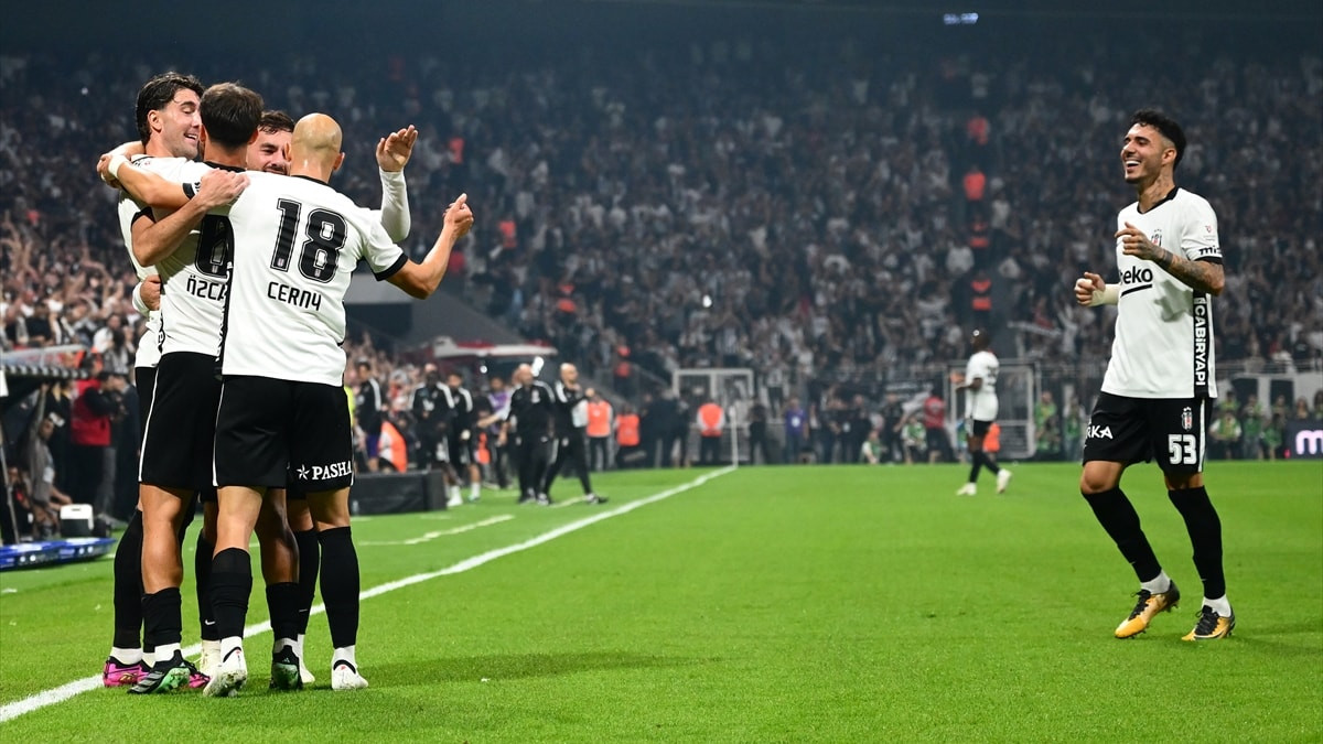 Beşiktaş’ın sahasındaki yenilmezlik serisi 8 maça çıktı
