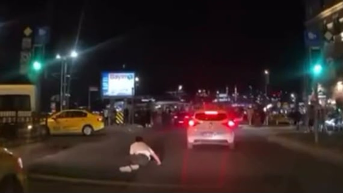 İstanbul'da yayaya çarpan sürücü durmadan uzaklaştı