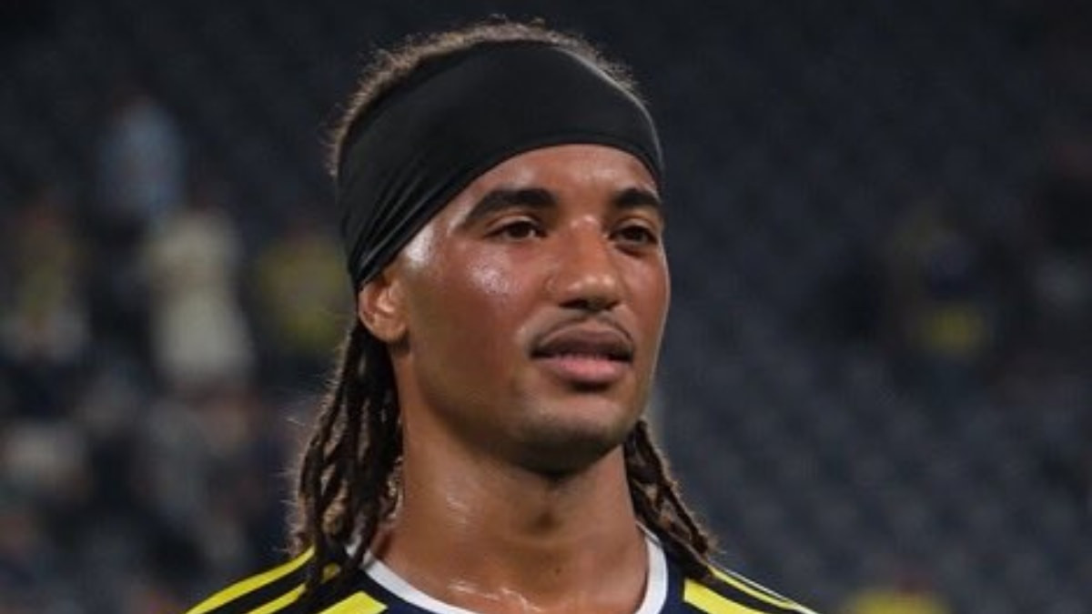 Archie Brown, UEFA'da manşet oldu: Etkileyici kalite ve soğukkanlılık!