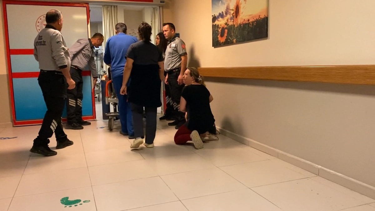 Bursa'da nefes borusuna misket kaçan bebek, doktorların müdahalesiyle hayata tutundu