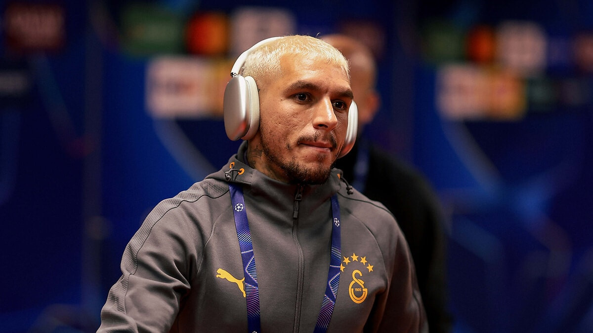 Galatasaray'da Lucas Torreira, maça devam edemedi