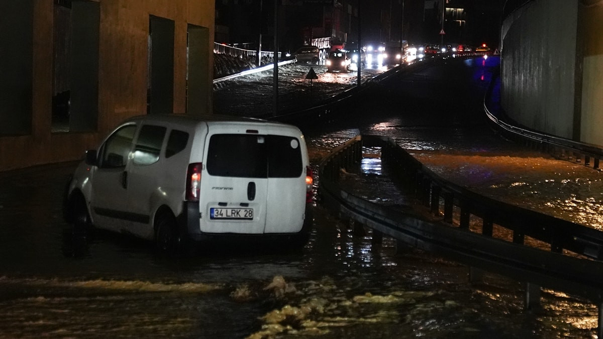 İçişleri Bakanı Çiftçi'den kuvvetli yağış uyarısı