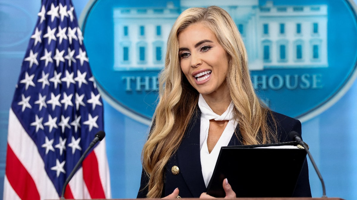 Donald Trump'ın yeni sözcüsü kriz başlattı: Avukatım demişti, baro kaydı bulunamadı
